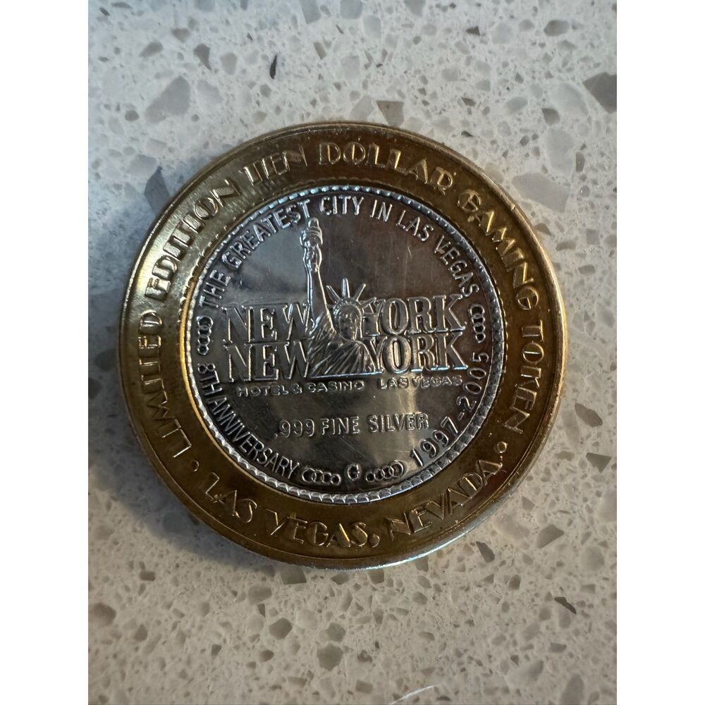 1997-2005 New York Miss Liberty $10 .999 Silver Las Vegas Gaming Token